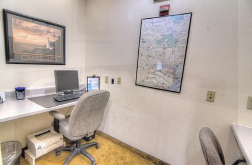 Holiday Inn Express & Suites Houston Northwest-Brookhollow By Ihg Facilities photo