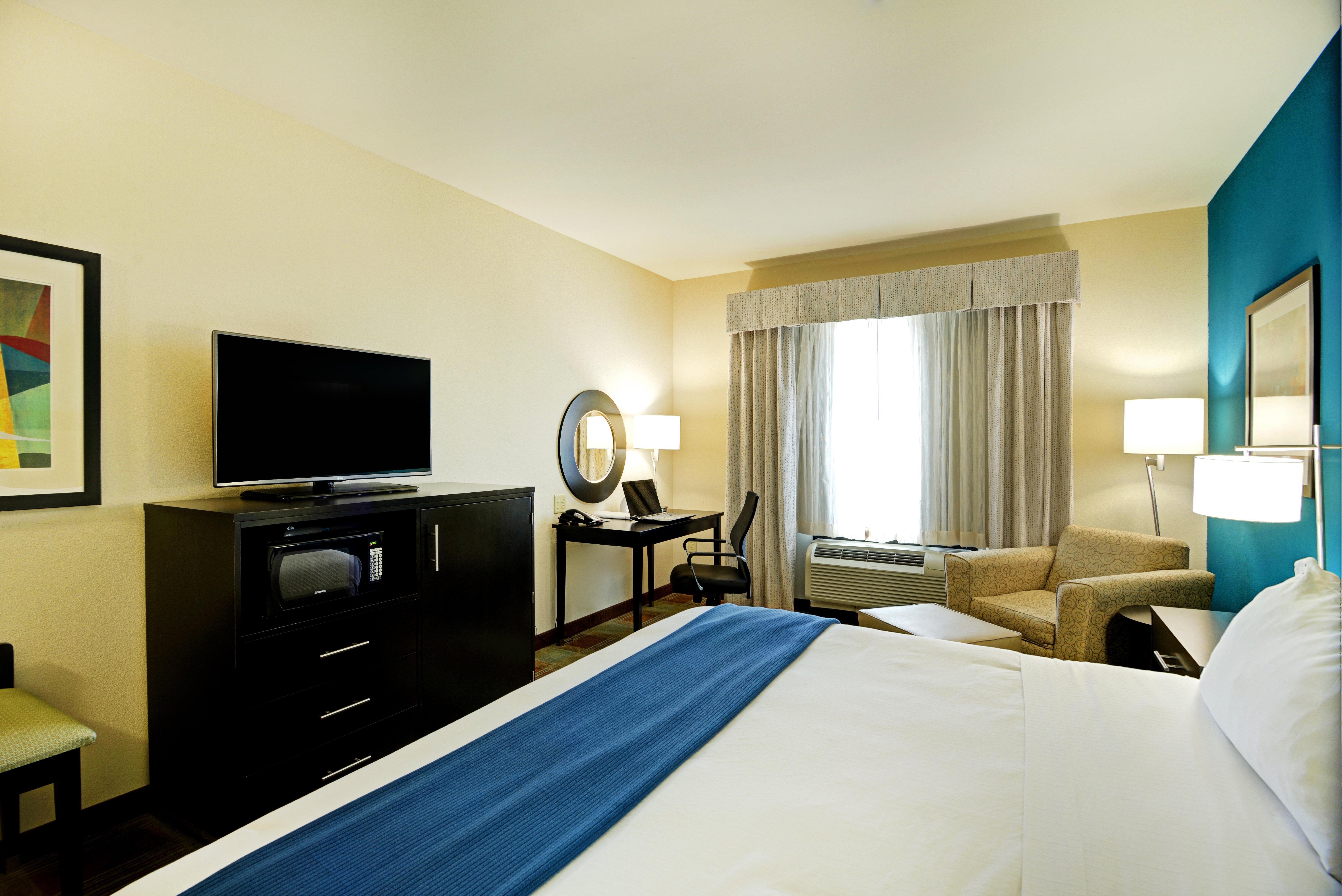 Holiday Inn Express & Suites Houston Northwest-Brookhollow By Ihg Exterior photo