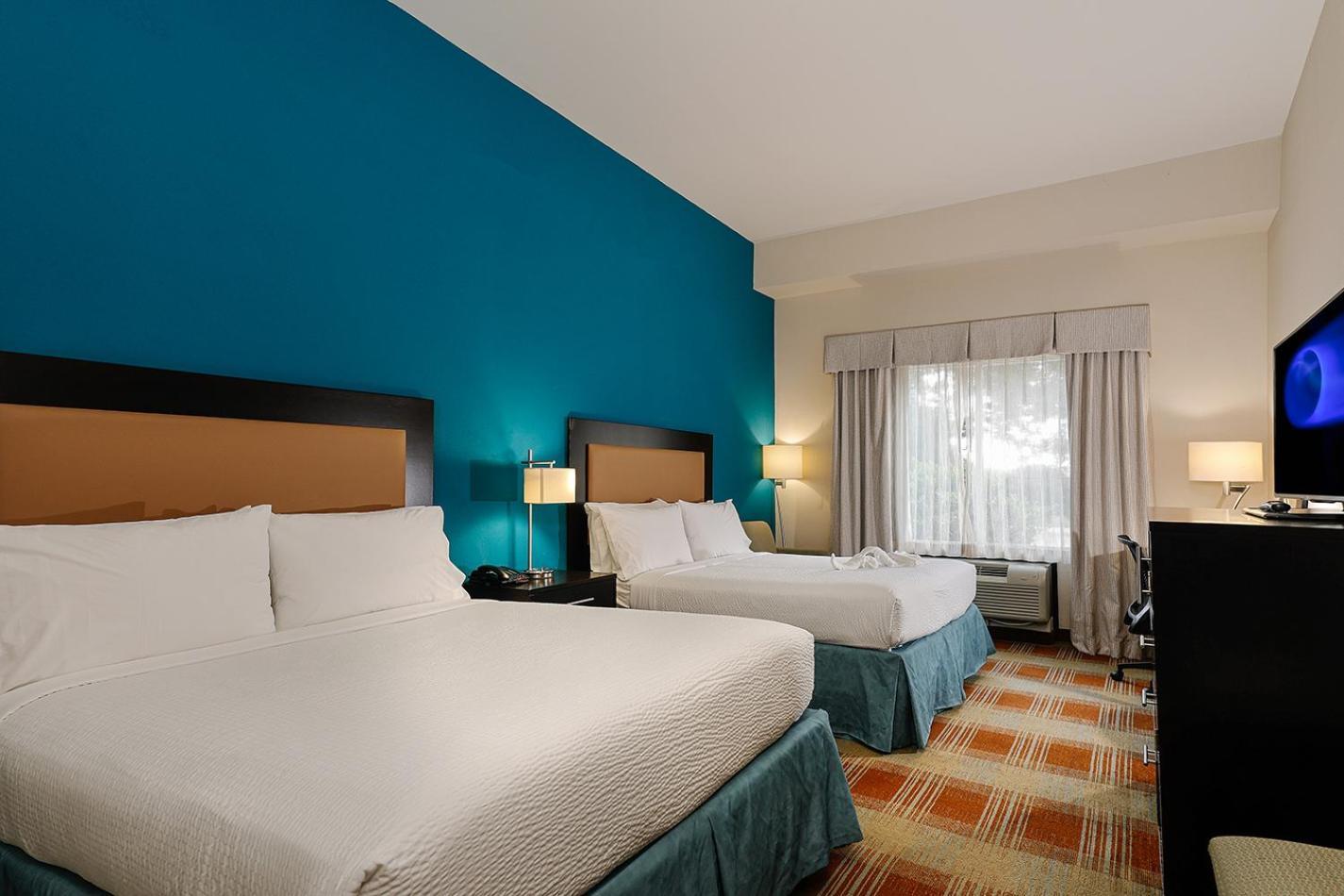 Holiday Inn Express & Suites Houston Northwest-Brookhollow By Ihg Exterior photo